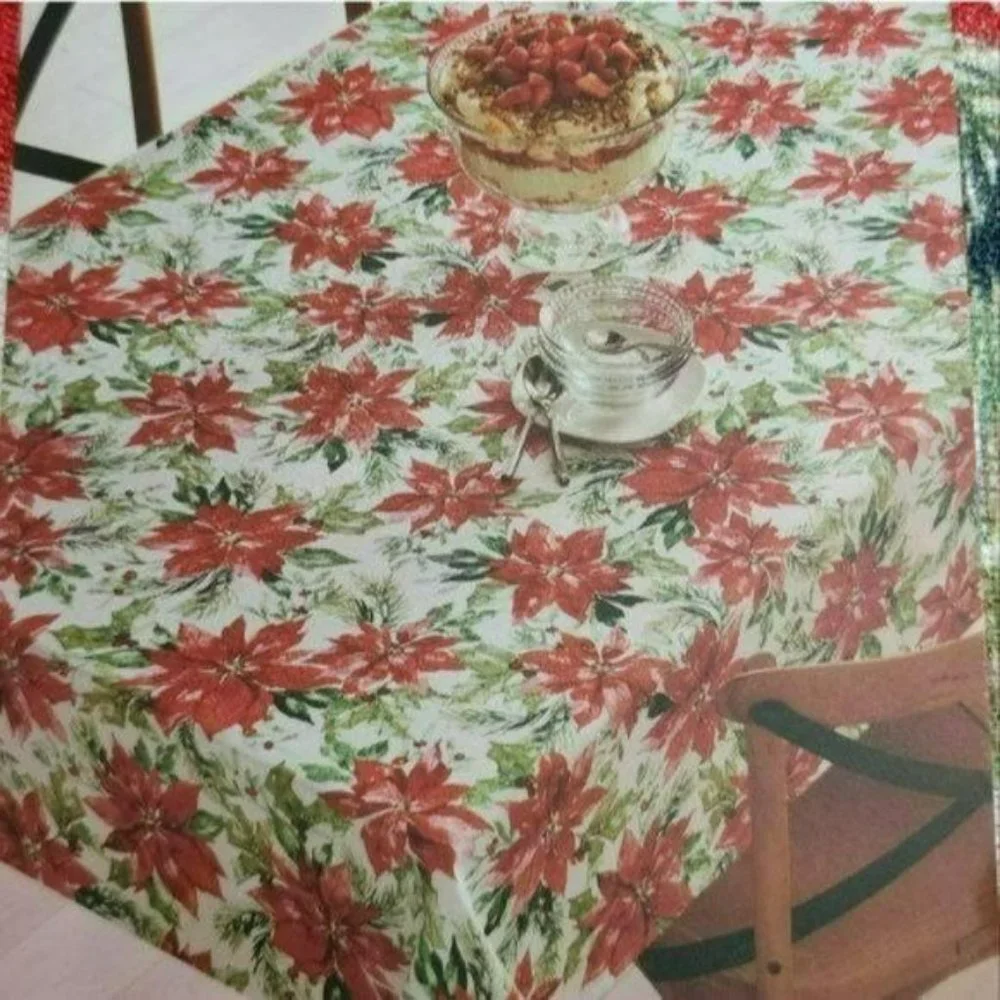 60x84in Oblong Red Poinsettia Flower Holiday Christmas Tablecloth‎